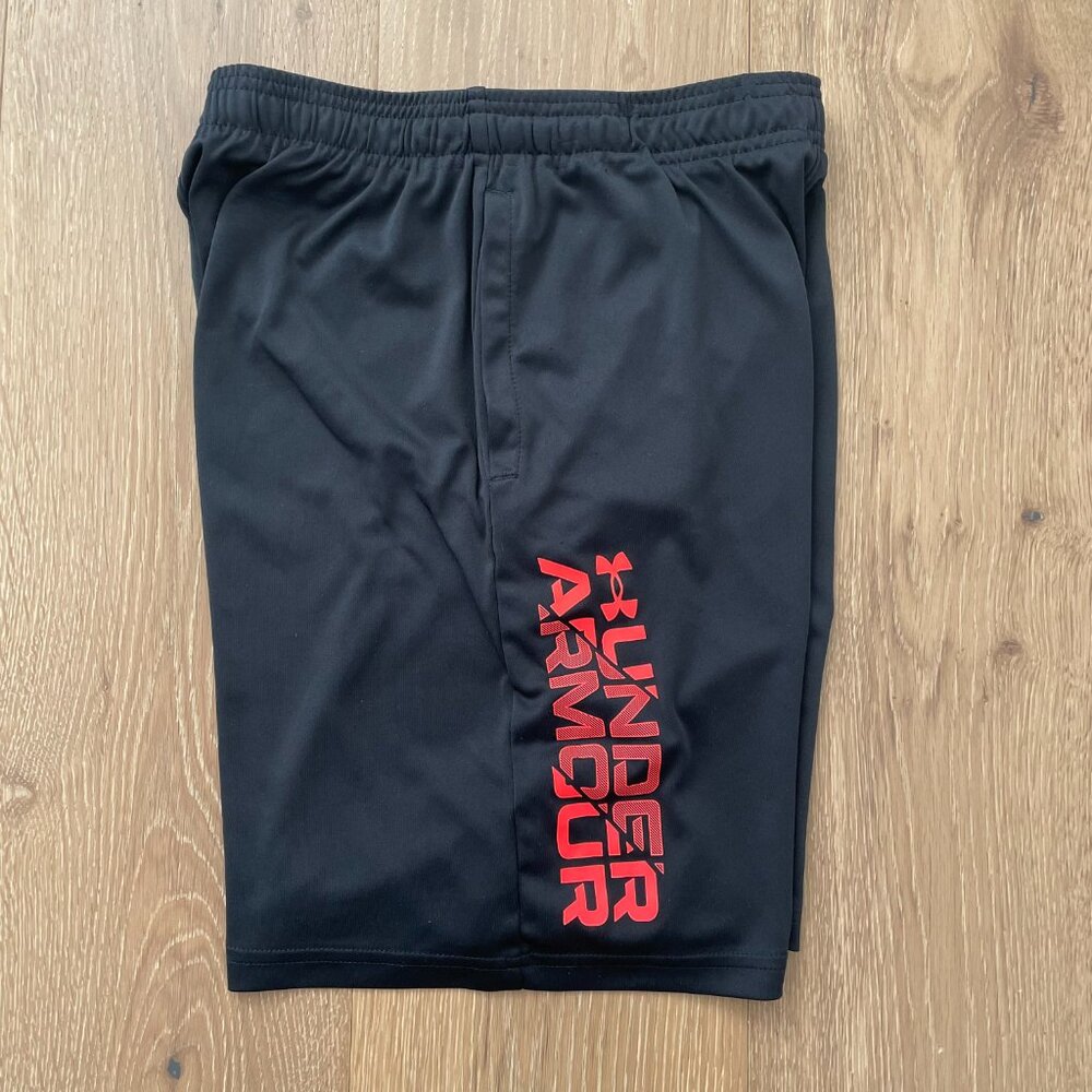 Under Armour Shorts Boys Youth Large Black UA Stunt 3.0 Performance Athletic Gym - Picture 4 of 16